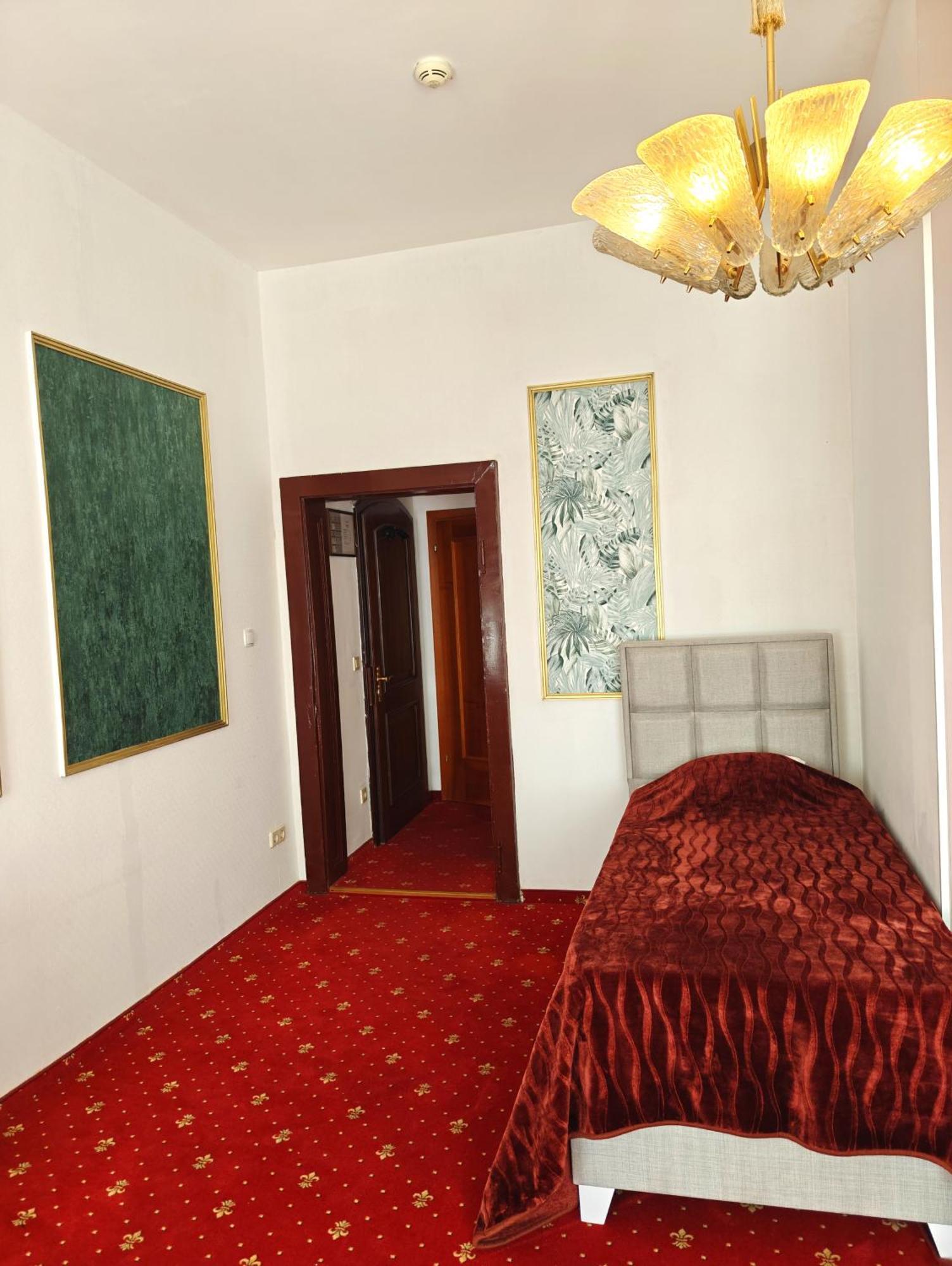 Hotel Viktoria וינה מראה חיצוני תמונה