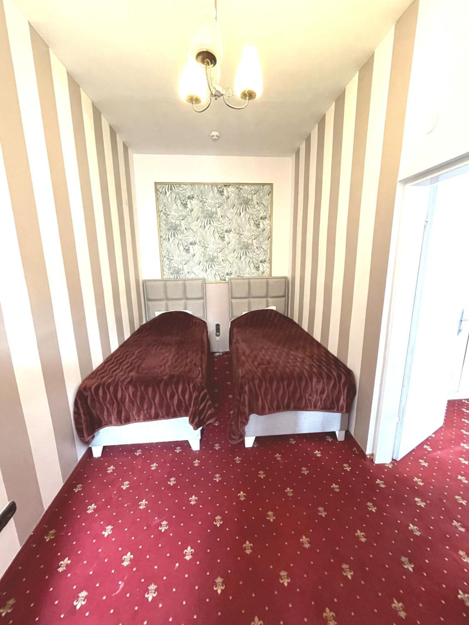 Hotel Viktoria וינה מראה חיצוני תמונה