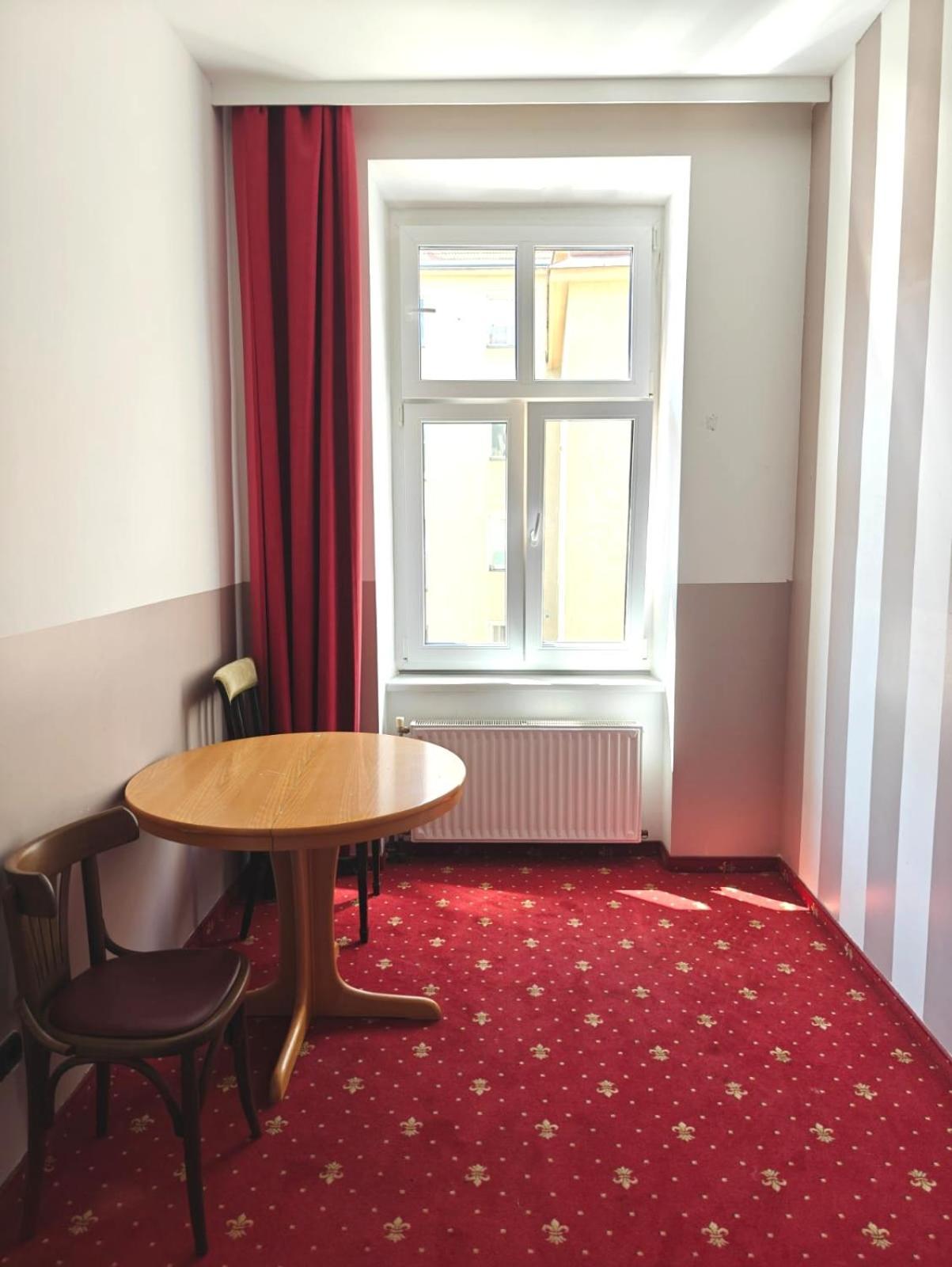 Hotel Viktoria וינה מראה חיצוני תמונה