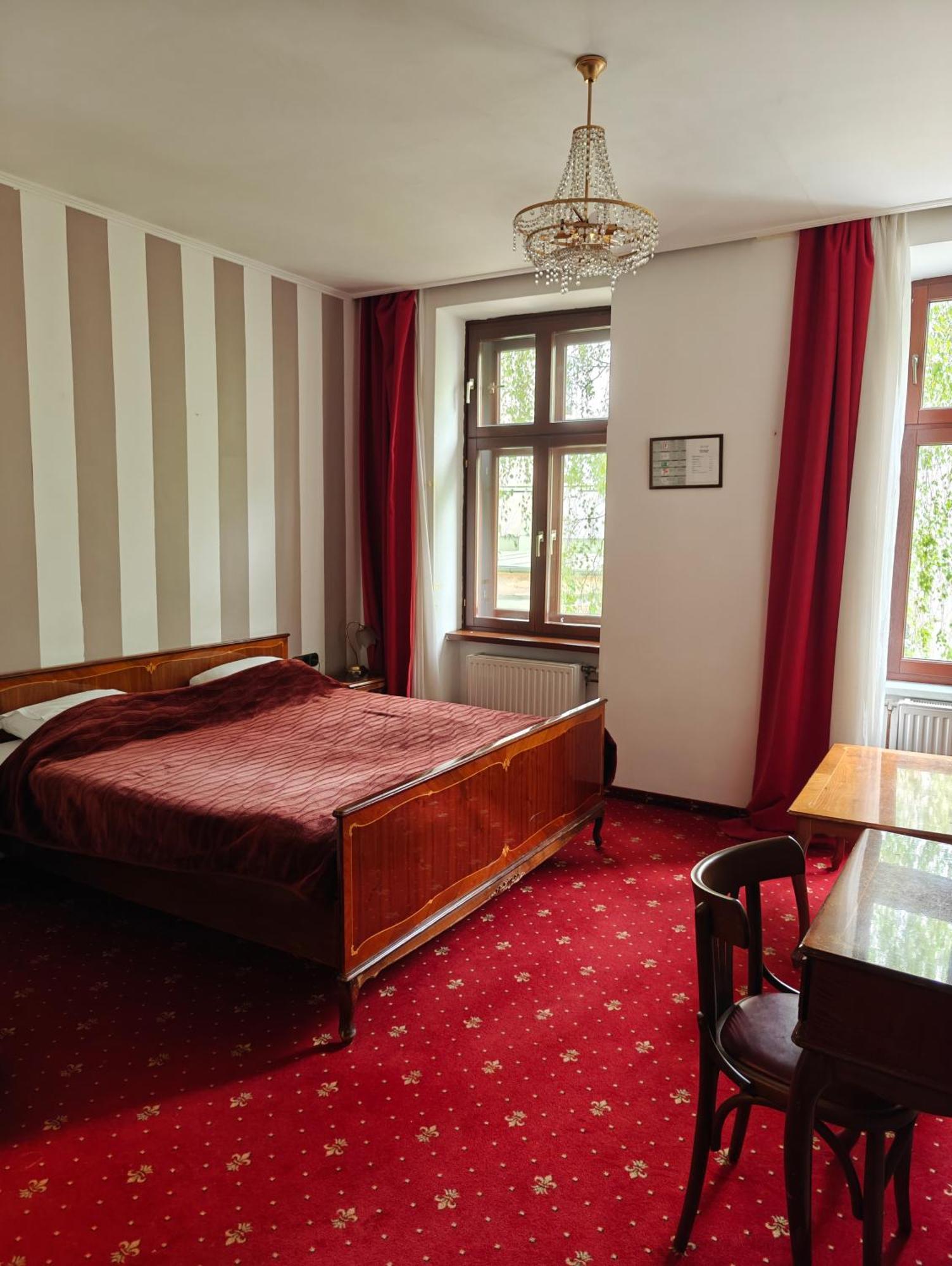 Hotel Viktoria וינה מראה חיצוני תמונה