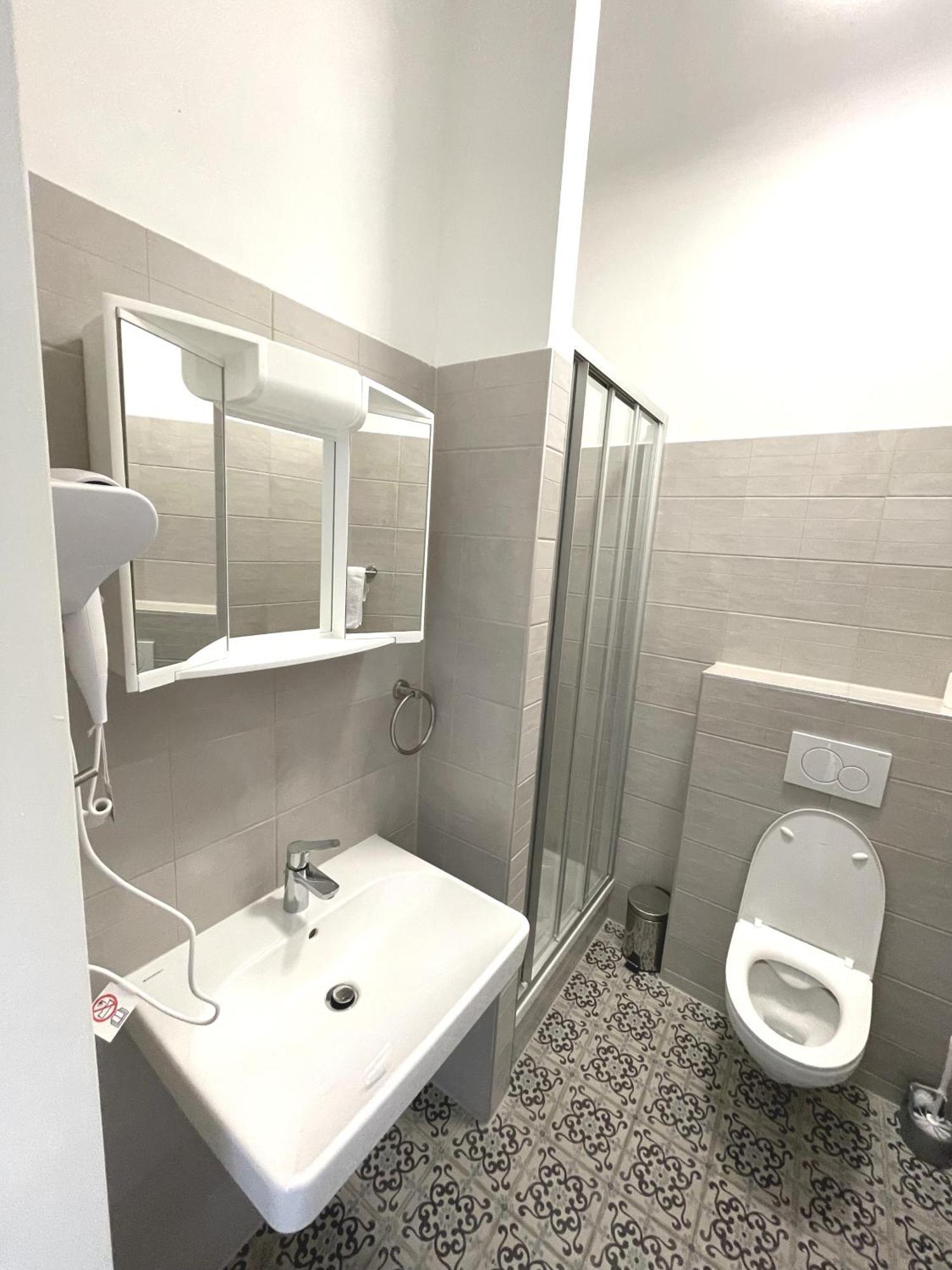 Hotel Viktoria וינה חדר תמונה