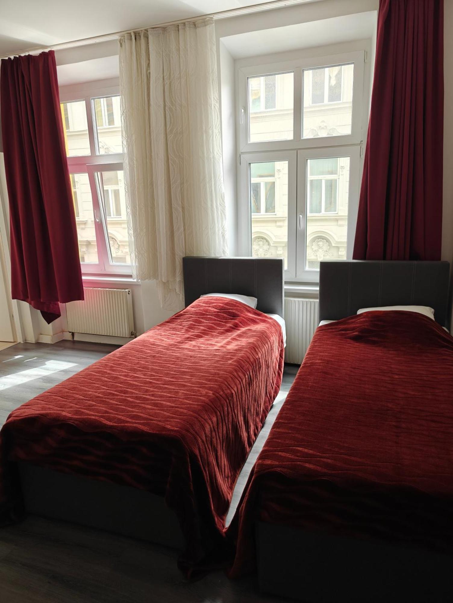 Hotel Viktoria וינה מראה חיצוני תמונה